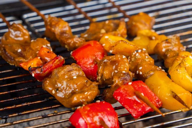 的美味本地人都习以为常游客看来十分怪异麻将胡了2试玩网站广西夜市中最具特色(图4) 的美味本地人都习以为常游客看来十分怪异麻将胡了2试玩网站广西夜市中最具特色(图4)