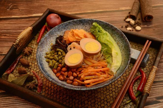 的美味本地人都习以为常游客看来十分怪异麻将胡了2试玩网站广西夜市中最具特色(图8)